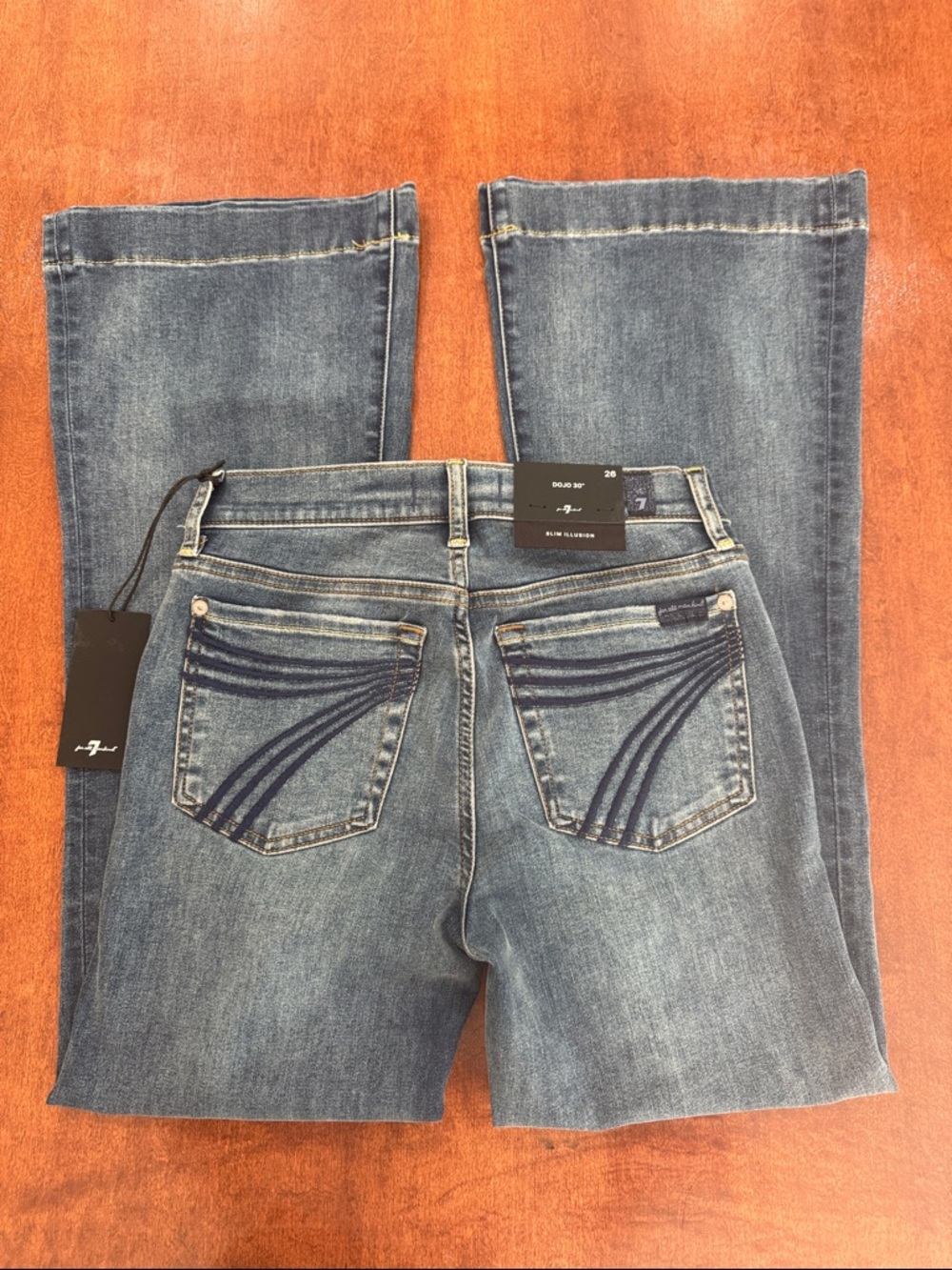 7 For All Mankind Dojo Slim Illusion Wide Hemmed Flare Jeans - Medium Wash - Picture 5 of 7
